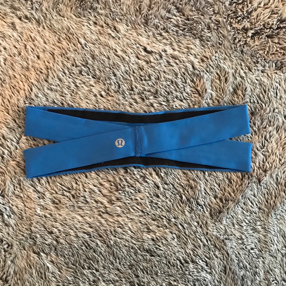Lululemon headband!